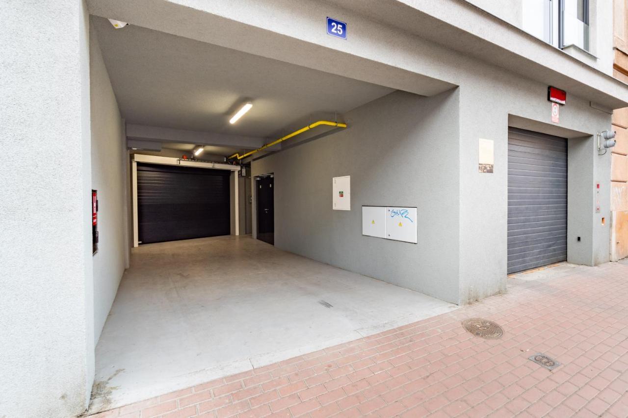 Brand New Studio Apartment # 42 In Brand New Building With Free Parking In The Center ปราก ภายนอก รูปภาพ